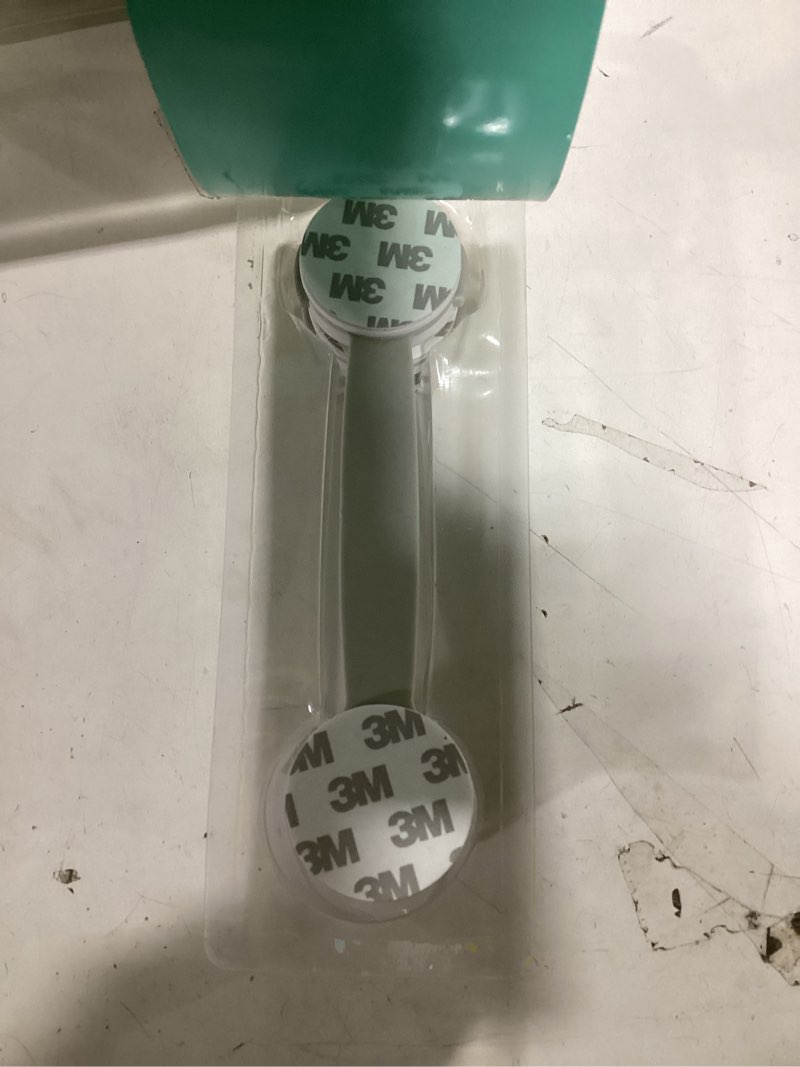 Regalo Home Safety Multi-Purpose Adhesive White Adhesive safety latches 3 -Pack