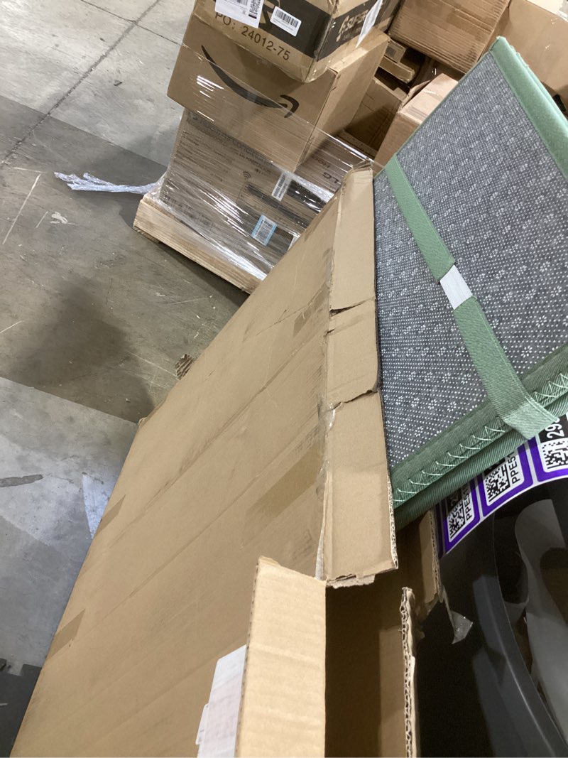 Condition photo showing Good Condition for futontokyo foldable tatami mat: japanese rush grass floor carpet (semi double fivefold)