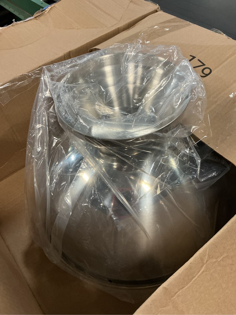 Condition photo showing Good Condition for 12l premium large size ice bucket, stainless steel champagne bucket for parties with great performance and sleek design