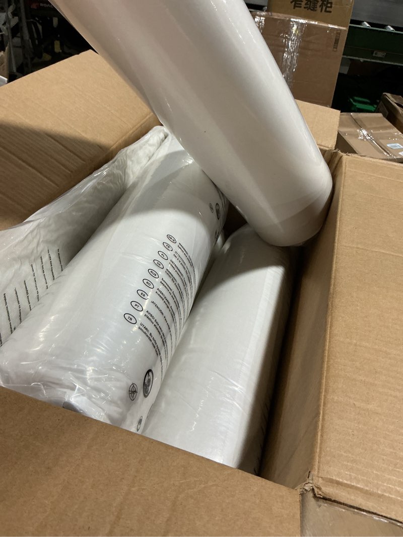 Condition photo showing New/Like New for 21.5x25.5 inch outdoor deep seat cushions set of 2,thick high-density foam, water-resistant, piped edges & ykk hidden zipper for patio furniture,quarry red 21.5"x25.5"x5.3" 2sets quarry red