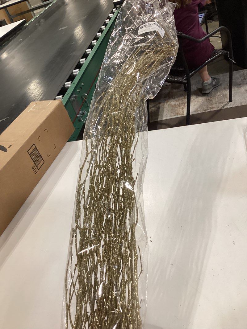 Condition photo showing As Is for 2-3 foot natural birch branches perfect for floor vases, centerpieces, & arrangements (natural, 12-15 stems) 2-3 feet natural