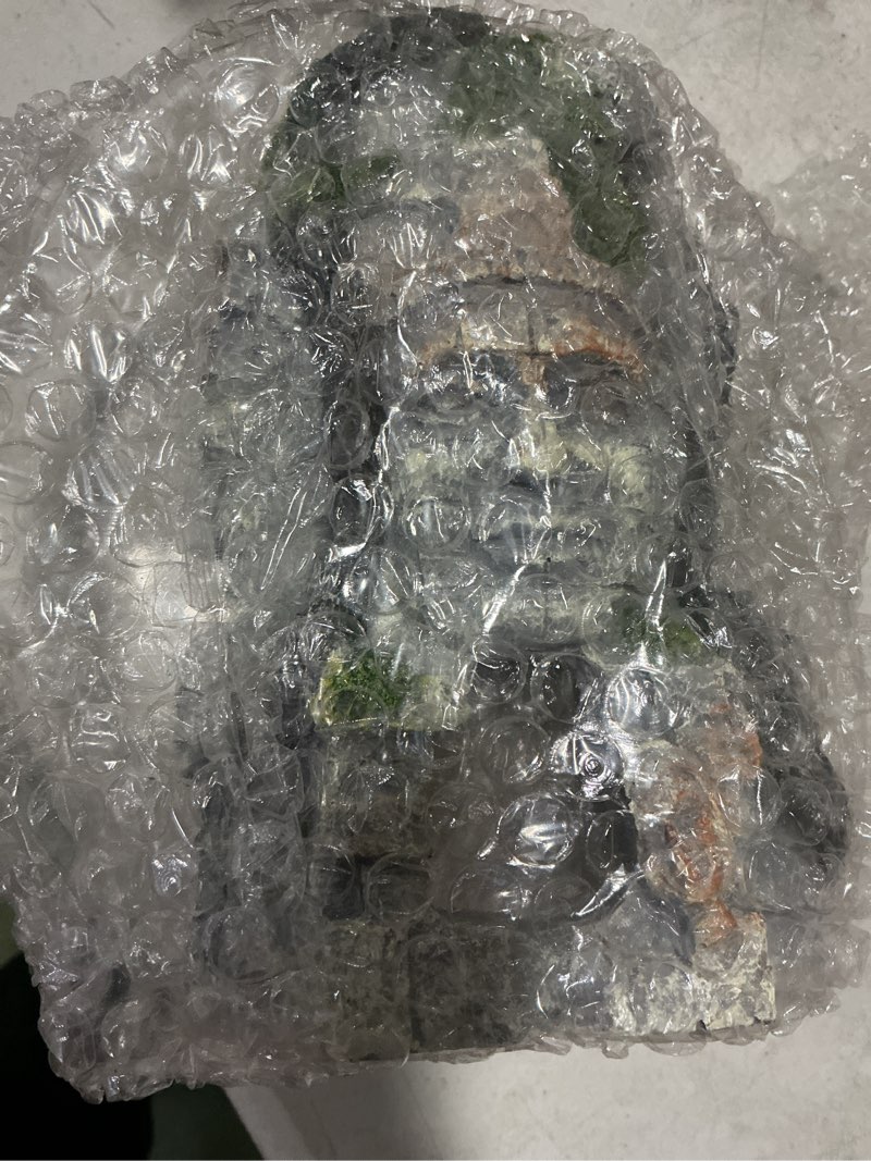 Condition photo showing New/Like New for Penn-Plax Deco-Replicas Cambodian Small Rock Faces Aquarium Decoration - 7.5