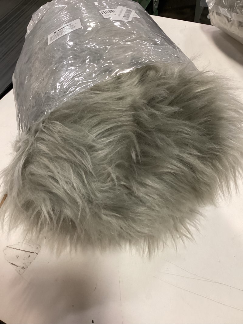 Condition photo showing Good Condition for duduta Grey Faux Sheepskin Runner Rugs 2x6 ft, Fluffy Shag Bedroom Rug Decor Fur Couch Sofa Covers Washable Grey 2' x 6'