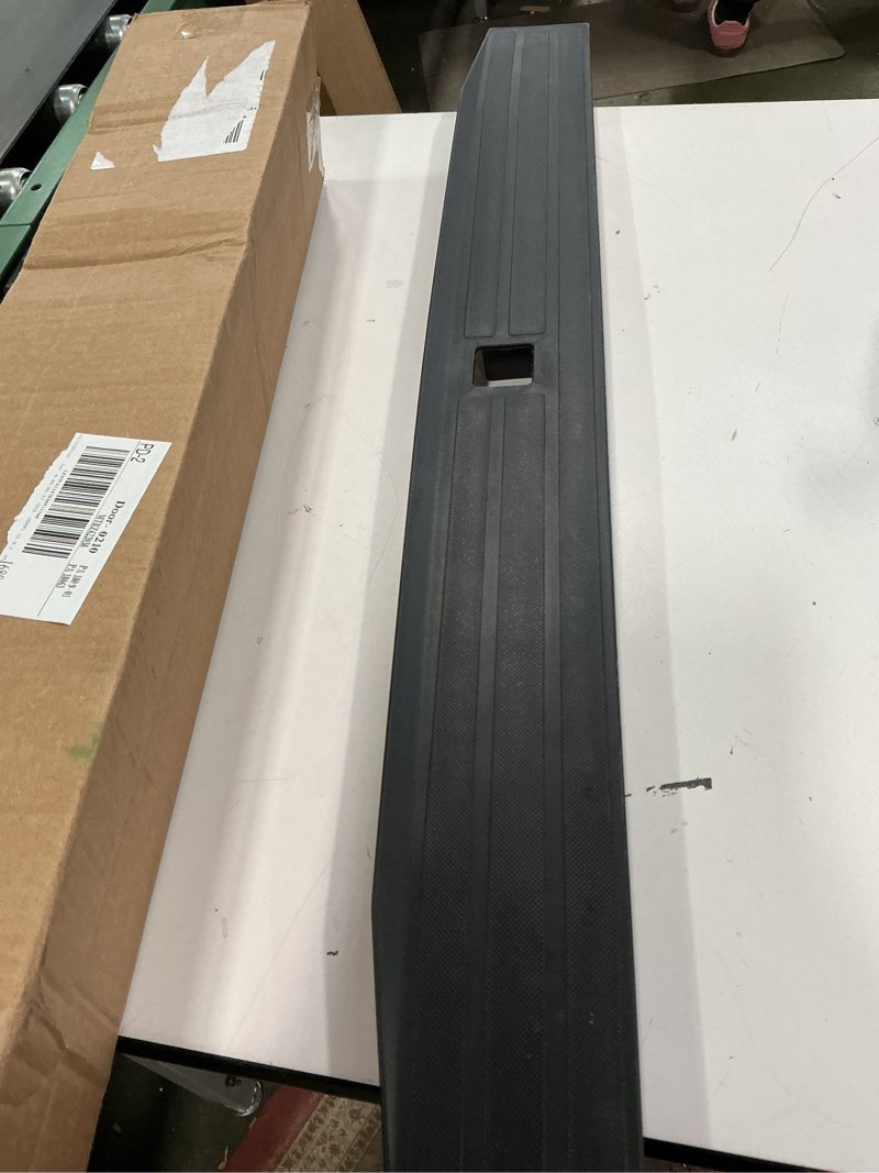 Condition photo showing Good Condition for Tailgate Molding Trim Compatible with 2017 2018 2019 2020 2021 2022 Ford F250 F-250 F350 F-350 F450 F-450 Super Duty Flexible Flex Step Cap Top Protector Cover Replaces HC3Z9940602A, FO1904134 2017-2022 F250 F350 F450