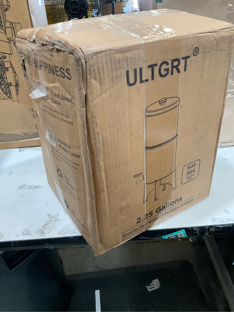 Gravity fed water filter