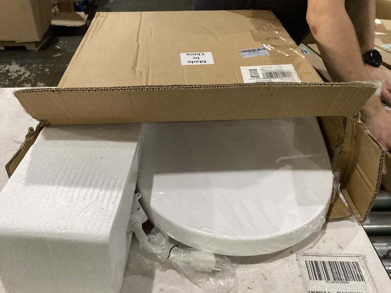 Condition photo showing Good Condition for round bidet toilet seat, smart heated toilet seat with warm water and dryer, soft close bidet seat with adjustable temperature, stainless steel nozzle
