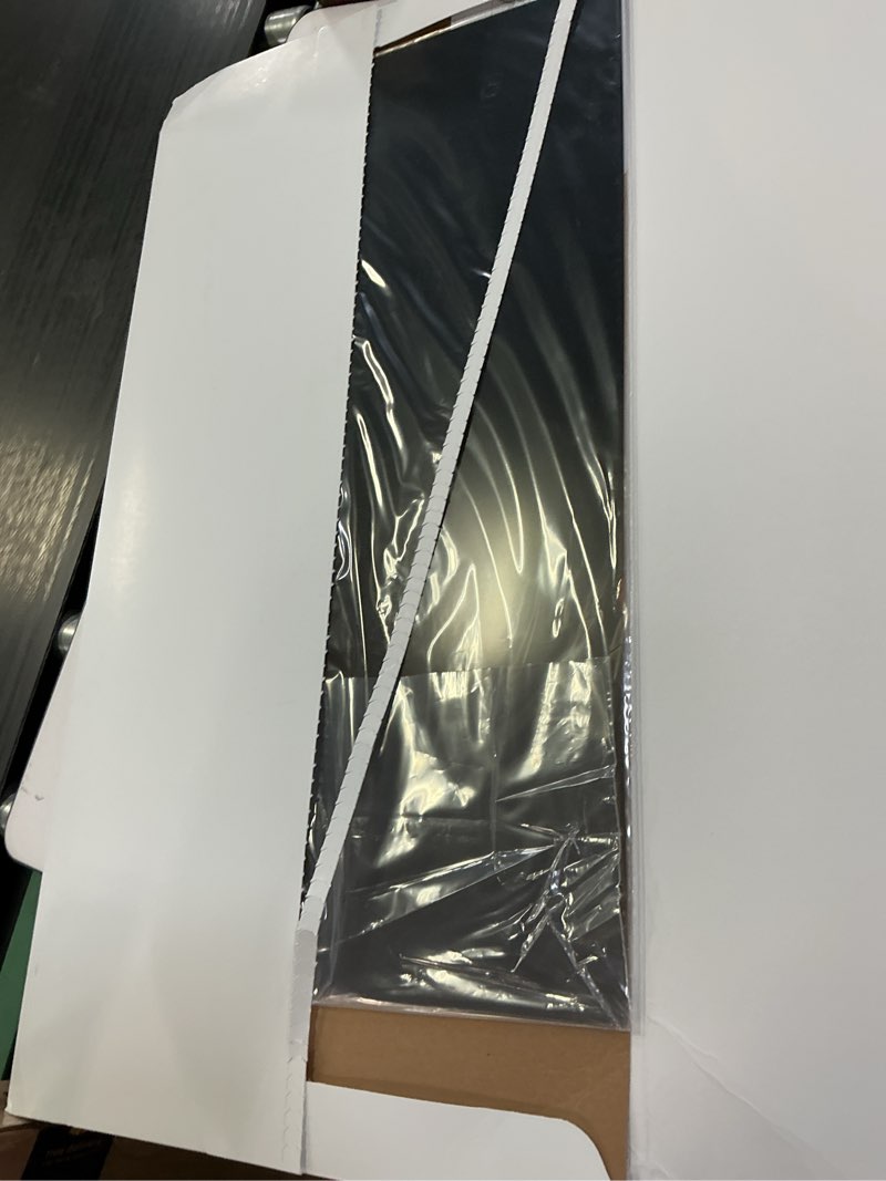 Condition photo showing Good Condition for 3m pf320w9b privacy filter for 32.0" widescreen monitor (16:9 aspect ratio)