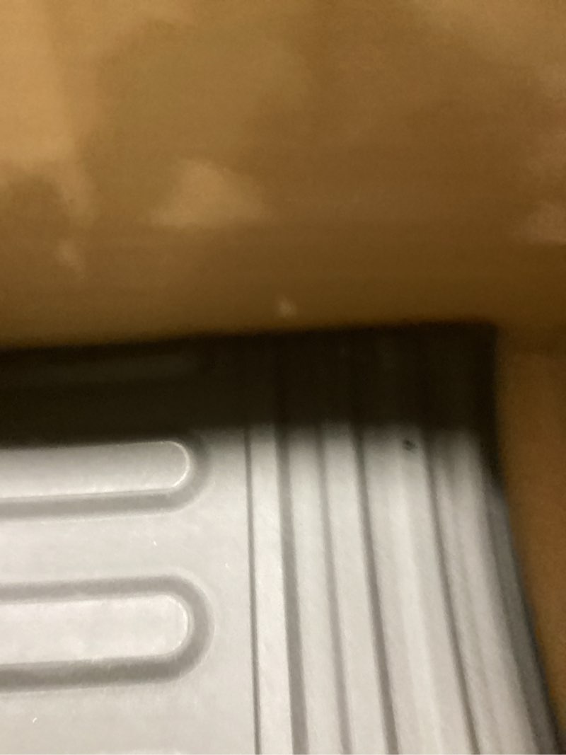 Condition photo showing New/Like New for TripleAliners Tailgate Mat Compatible with 2009-2018 Dodge Ram 1500 & 2009-2026 Ram 2500/3500 & 2019-2024 Ram 1500 Classic Standard Tailgate Accessories Liner All Weather Protector TPE Custom Fit 3) Ram 1500 | 09-18&19-24 | Classic | Tailgate Mat