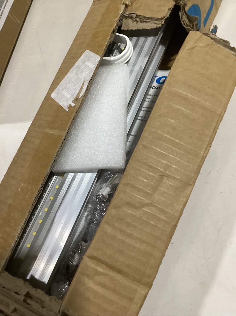 Condition photo showing Good Condition for 6 Pack 100w 8ft Led Shop Light, Super Bright 15000lm 5000k V Shape 8' Led Shop Lights, Linkable 8 Foot Led Shop Lights for Garage Warehouse, Supermarket, Basement, Barn, Storage Area