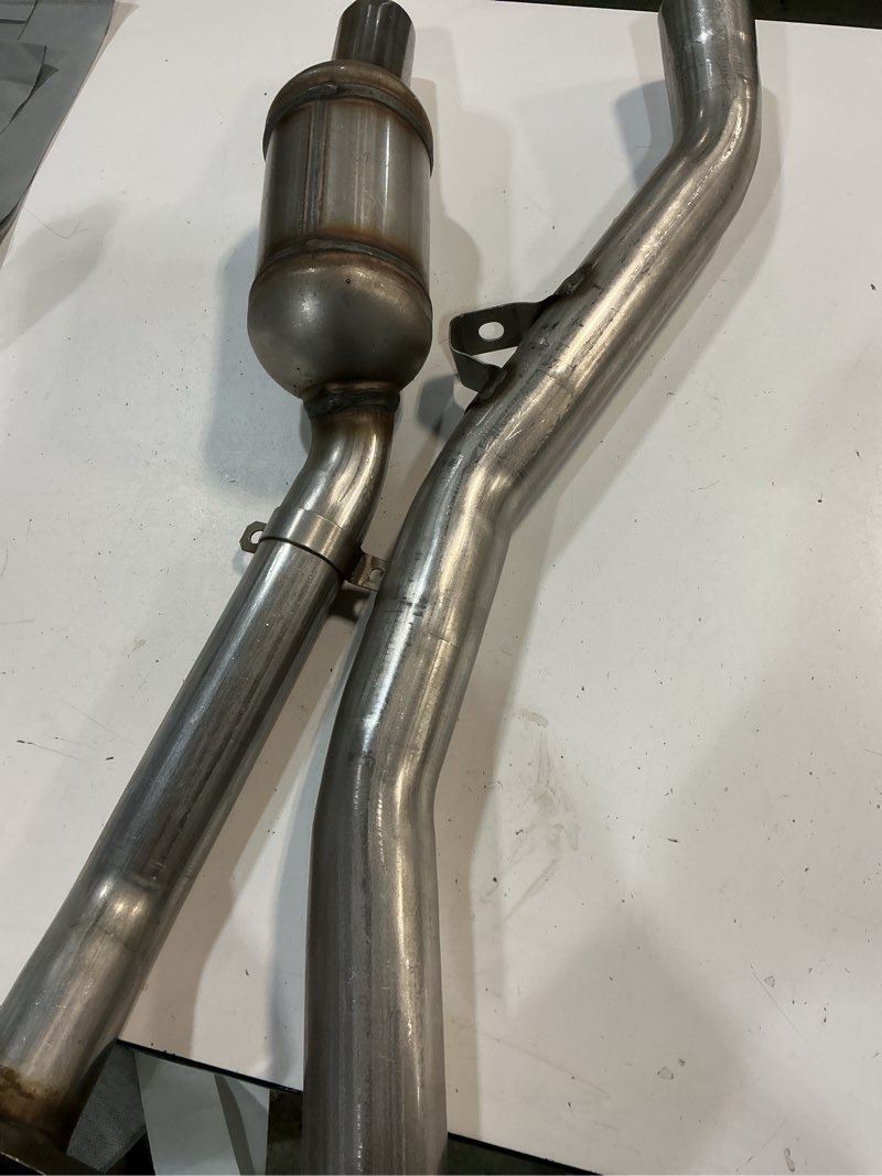 Condition photo showing Good Condition for catalytic converter