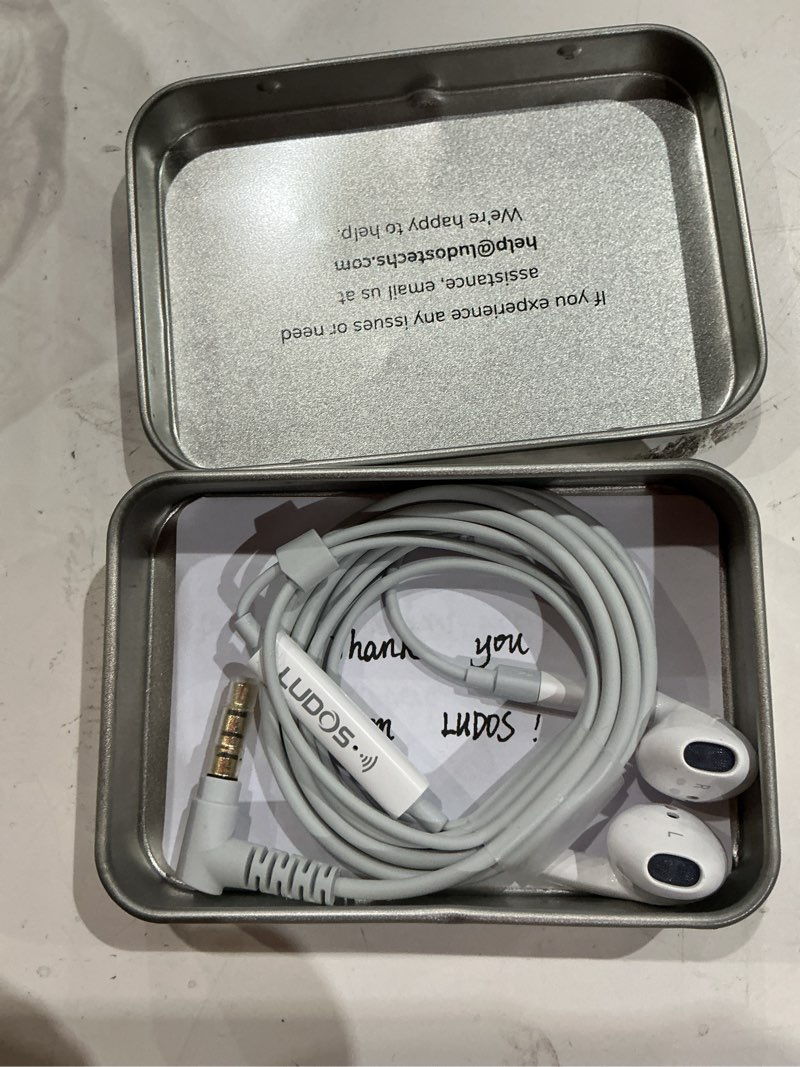 Condition photo showing Good Condition for ludos ferox wired earbuds in-ear headphones, 5 year warranty, earphones with microphone, noise isolation corded for 3.5mm jack ear buds for iphone, samsung, computer, laptop, kids, school students 1 pack