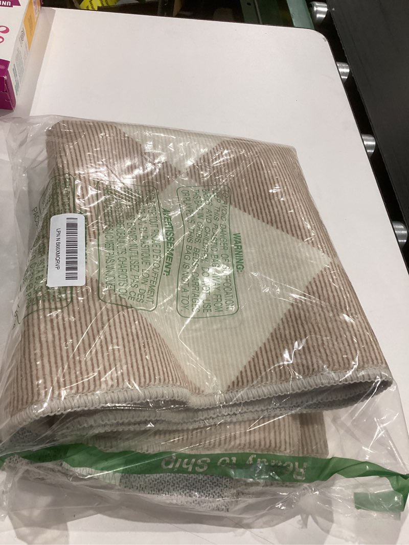 Condition photo showing Good Condition for Beeiva Checkered Print Carpet Runners for Hallway 6ft, Beige Ultra Thin Washable Kitchen Runner Rug Non Slip, Moroccan Plaid Checkerboard Decor Faux Wool 2x6 Rug for Bedroom Bathroom Entryway