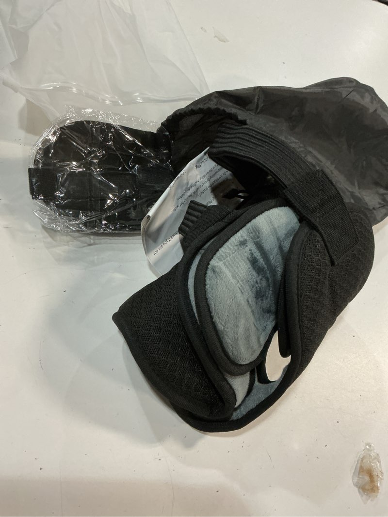 Condition photo showing Good Condition for durchbruch neck stretcher hammock for neck pain & tension, adjustable cervical traction device with removable pads, silicone protectors, eye mask, earplugs & storage bag black