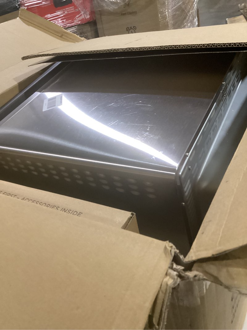 Condition photo showing Good Condition for ninja prestige smart xl with pro cook system 10 in 1 digital countertop convection toaster oven, air fry, air roast, broil and bake, thermometer, 1800 watts, stainless steel, dt551 stainless 10-in-1 with thermometer