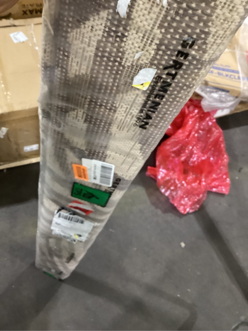 Condition photo showing As Is for Gertmenian Indoor Outdoor Area Rug, Classic Flatweave, Washable, Stain & UV Resistant Carpet, Deck, Patio, Poolside & Mudroom, 5x7 Ft Standard, Royal Palm Leaf, Tan Royal Palm Leafs Tan 5'3" x 7' (Standard)