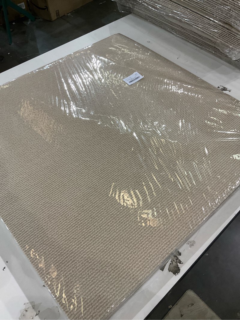 Carpet tiles peel and stick