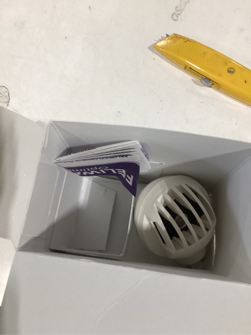 Condition photo showing As Is for FELIWAY® Optimum 30 Day Cat Calming Plug In Pheromone Diffuser Starter Kit, 48ml - Helps Reduce Common Signs of Stress in Cats & Kittens, Enhanced Calming Translucent 1 Pack