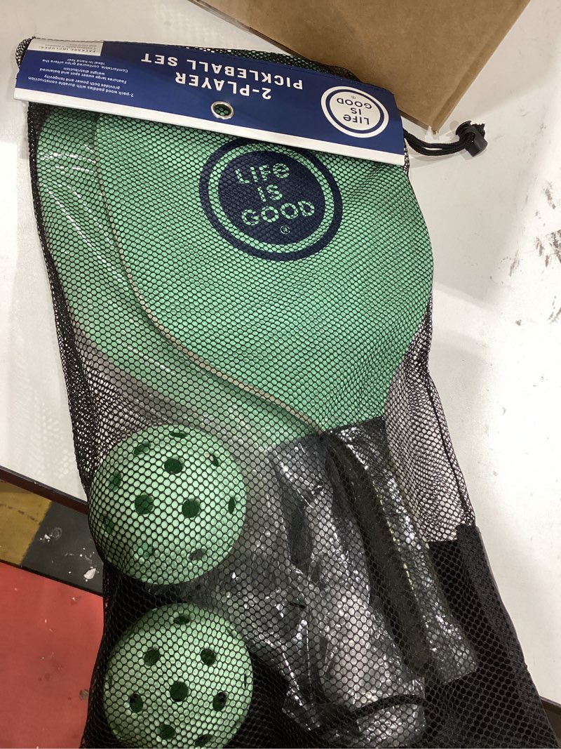 Condition photo showing Good Condition for Pickle ball set