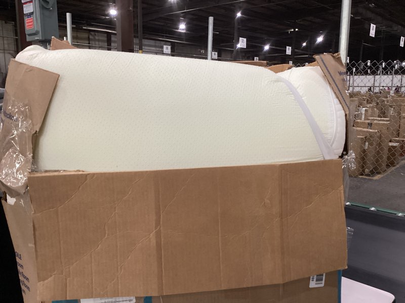 Condition photo showing Good Condition for Memory Foam Mattress Topper, Mattress Topper with Removable Soft Cover, Bed Topper for Dorm, Travel, Guest Mat, Non-Slip Design & Pressure Relief Back Pain (4 Inch (White Cover), Queen) 4 Inch (White Cover) Queen