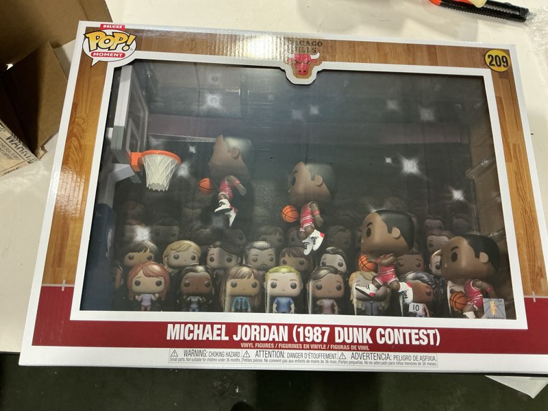 Condition photo showing New/Like New for Funko Pop! Moments Deluxe: Chicago Bulls - Michael Jordan - 1987 Dunk Contest - Collectable Vinyl Figure - Gift Idea - Official Merchandise - Toys for Kids & Adults - Sports Fans
