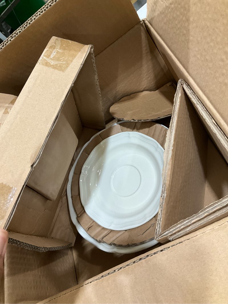 Condition photo showing Good Condition for mikasa french countryside 5-piece place setting, cream 5-piece set