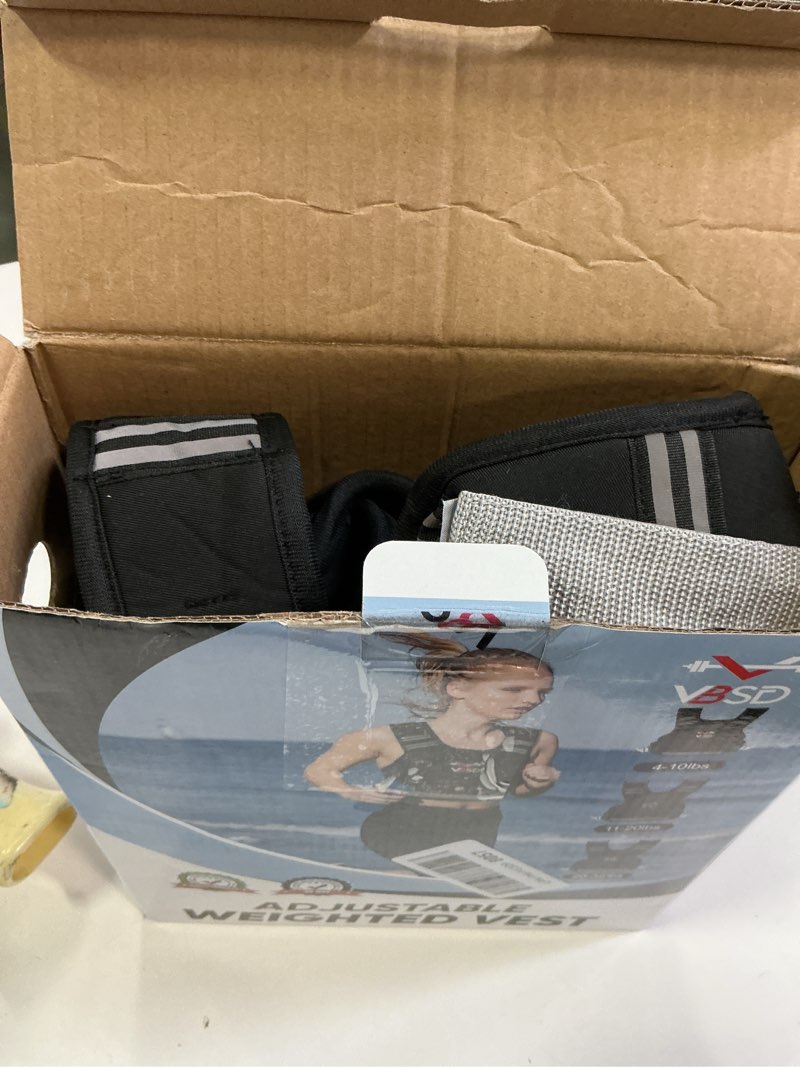 Condition photo showing New/Like New for VBSD Adjustable Weighted Vest for Women Men 4-10lb/11-20lb/20-32lb Vest with 6 Ironsand Weights Body Weight Vest with Reflective Strip for Running Walking Strength Training Workouts 4-10LB Black