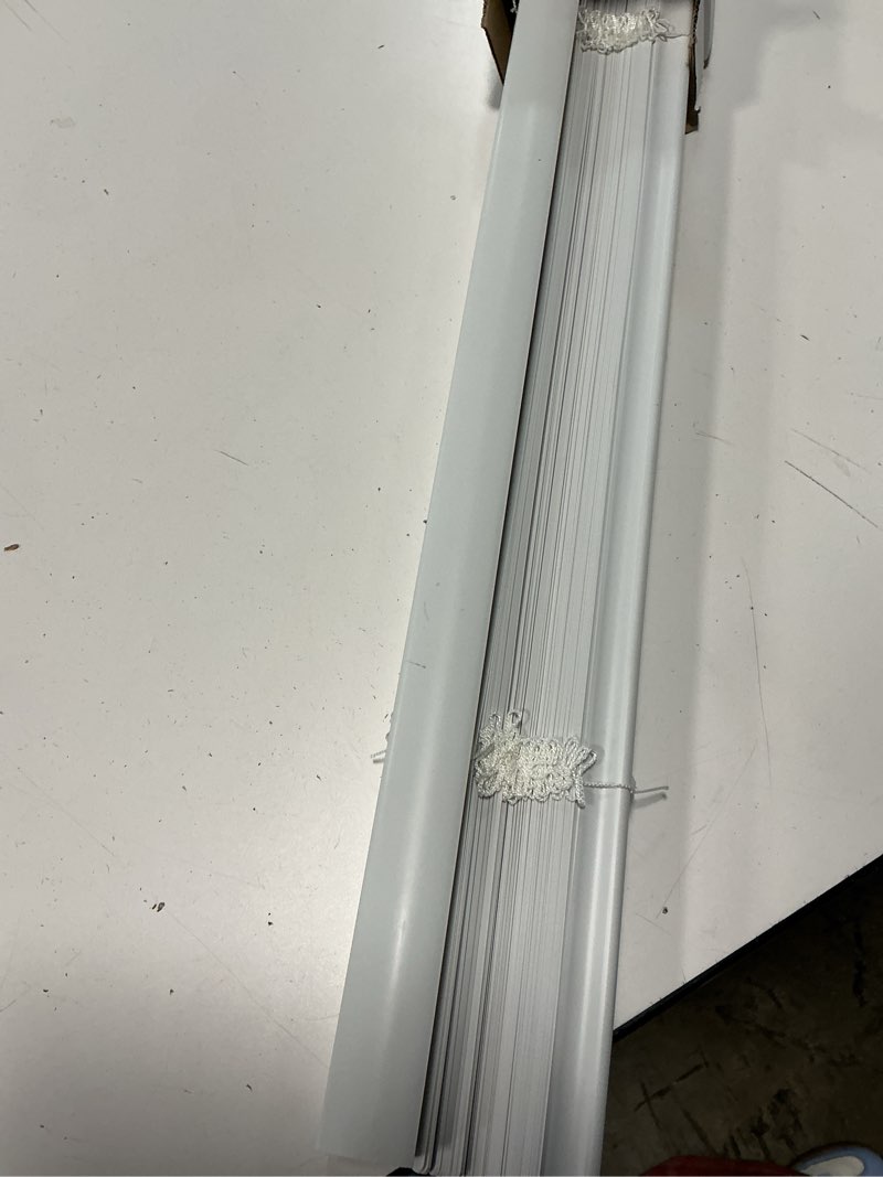 Condition photo showing Good Condition for project source light filtering 1-in slat width 39-in x 64-in cordless white vinyl light filtering mini-blinds