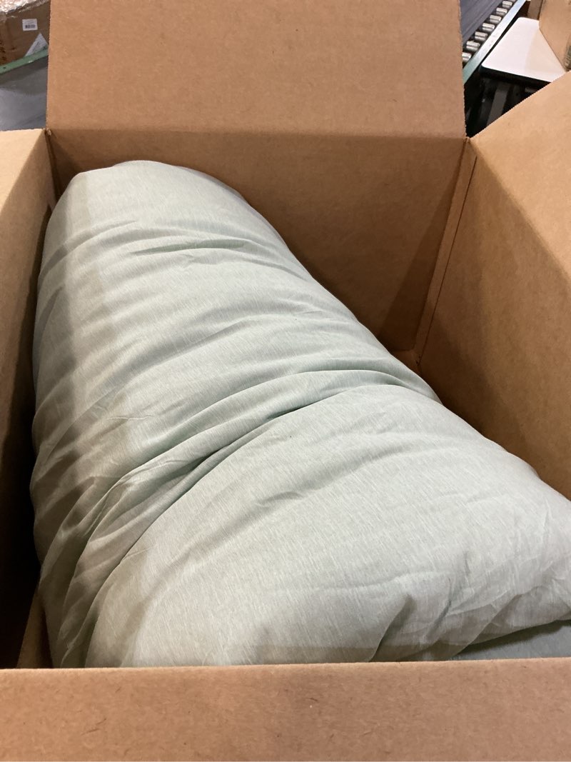 Condition photo showing Good Condition for bedsure oversized queen comforter set - sage green soft bedding for all seasons, cationic dyed bed set, 3 pieces, 1 oversized queen size comforter (98"x98") and 2 pillow shams (20"x26"+2") oversized queen 08 - sage green