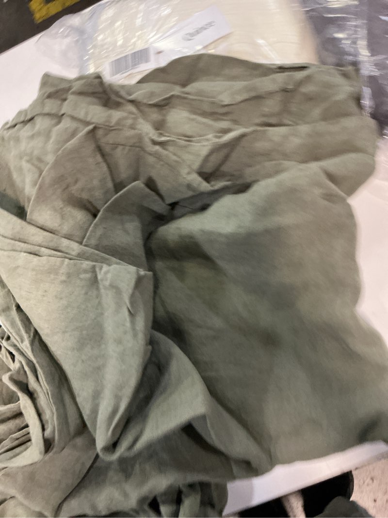 Condition photo showing Good Condition for european linen duvet cover solid: willowleaf size: twin