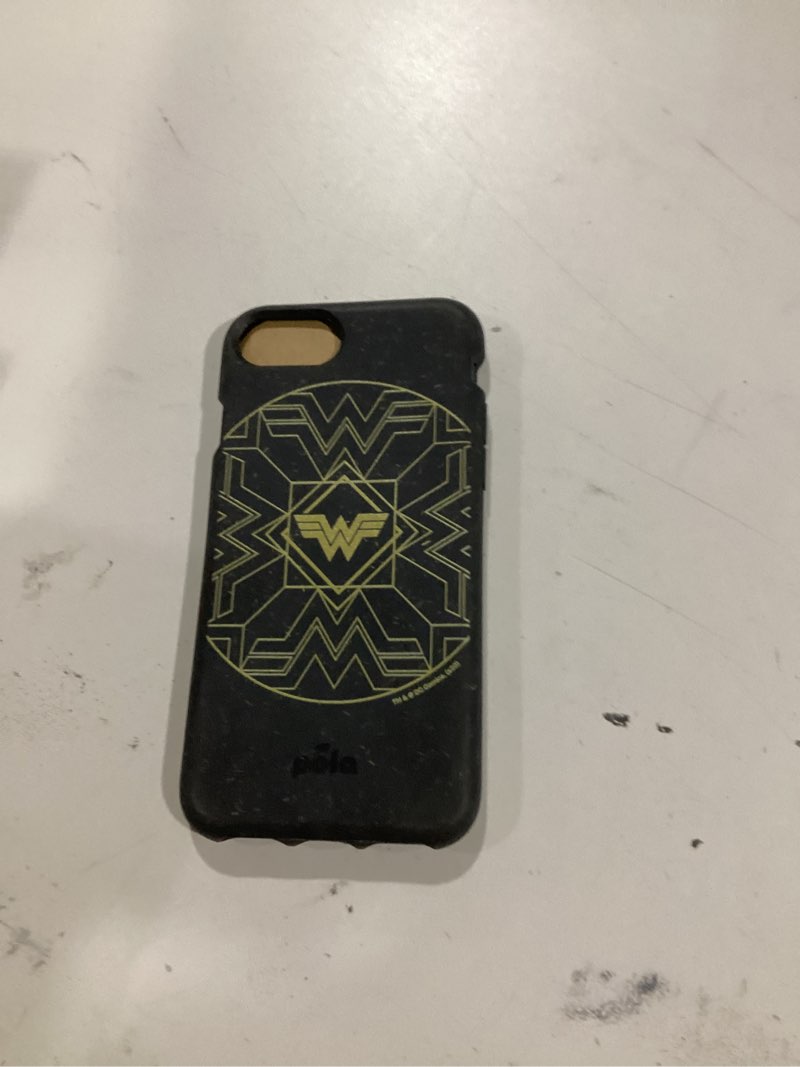 Pela I phone case black comic