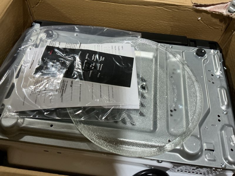 Condition photo showing Good Condition for FRIGIDAIRE EMW727 0.7 Cubic Foot Microwave, Stainless Steel