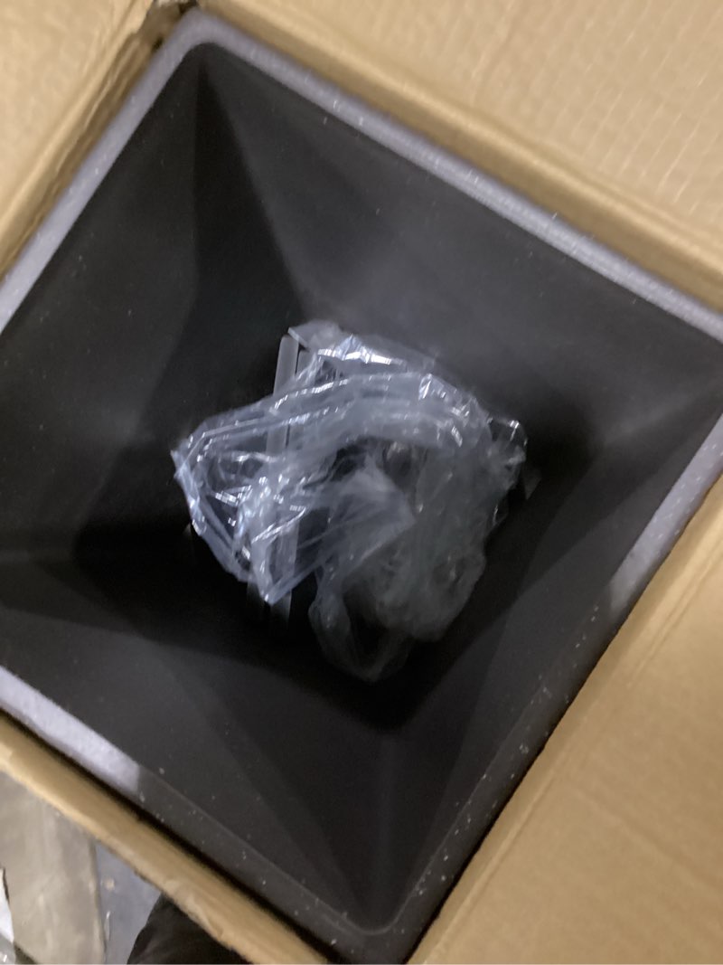 Condition photo showing Good Condition for global industrial square plastic garbage can, 35 gallon capacity, indoor/outdoor rated, 19-1/2"w x 19-1/2"d x 27-4/5"h, utility trash can, no lid, gray