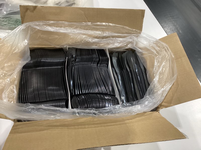 Condition photo showing New/Like New for 1,000 Plastic Disposable Cutlery Bulk Variety Pack Black Medium Weight Includes 334 forks, 333 knives, 333 soup spoons, Disposable Silverware Plastic Cutlery Combo Pack Black
