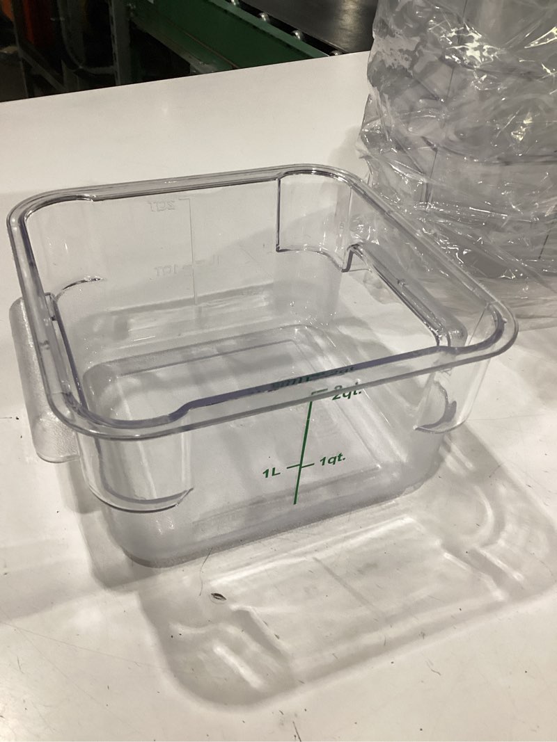 Condition photo showing New/Like New for 8-pack 2 qt nsf clear polycarbonate food storage containers with green lids - square, commercial-grade, freezer & dishwasher safe, stackable 2.0 qt 8-pack(green lids)