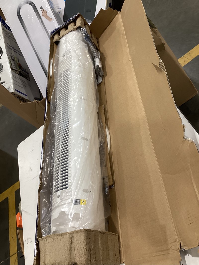 Condition photo showing Good Condition for lasko 40" 12h timer remote control oscillating tower fan