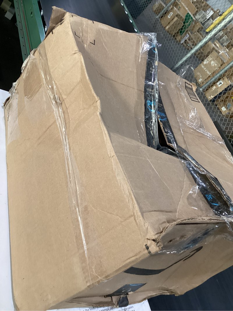 Condition photo showing Good Condition for portable pool stairs hangers