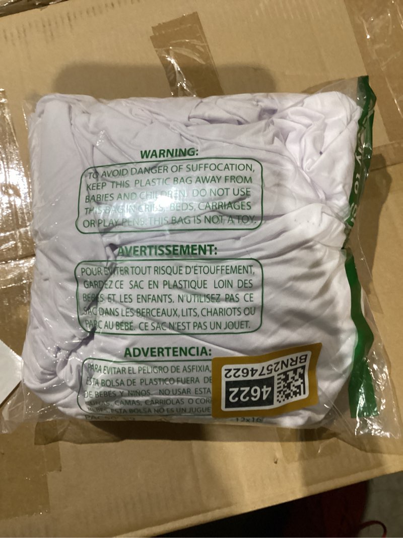 Condition photo showing Good Condition for White Spandex Table Skirt for Rectangle Tables (4Ft) | 1-Pack Stretch Pleated Tablecloth for 48" L x 24" W x 30" H Rectangular Tables | Suitable for Banquets, Trade Shows, Birthday White 48" x 24" (Rectangular)