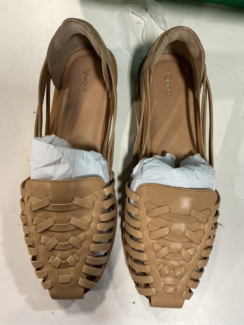 Condition photo showing As Is for 100% leather huarache flat size unknow