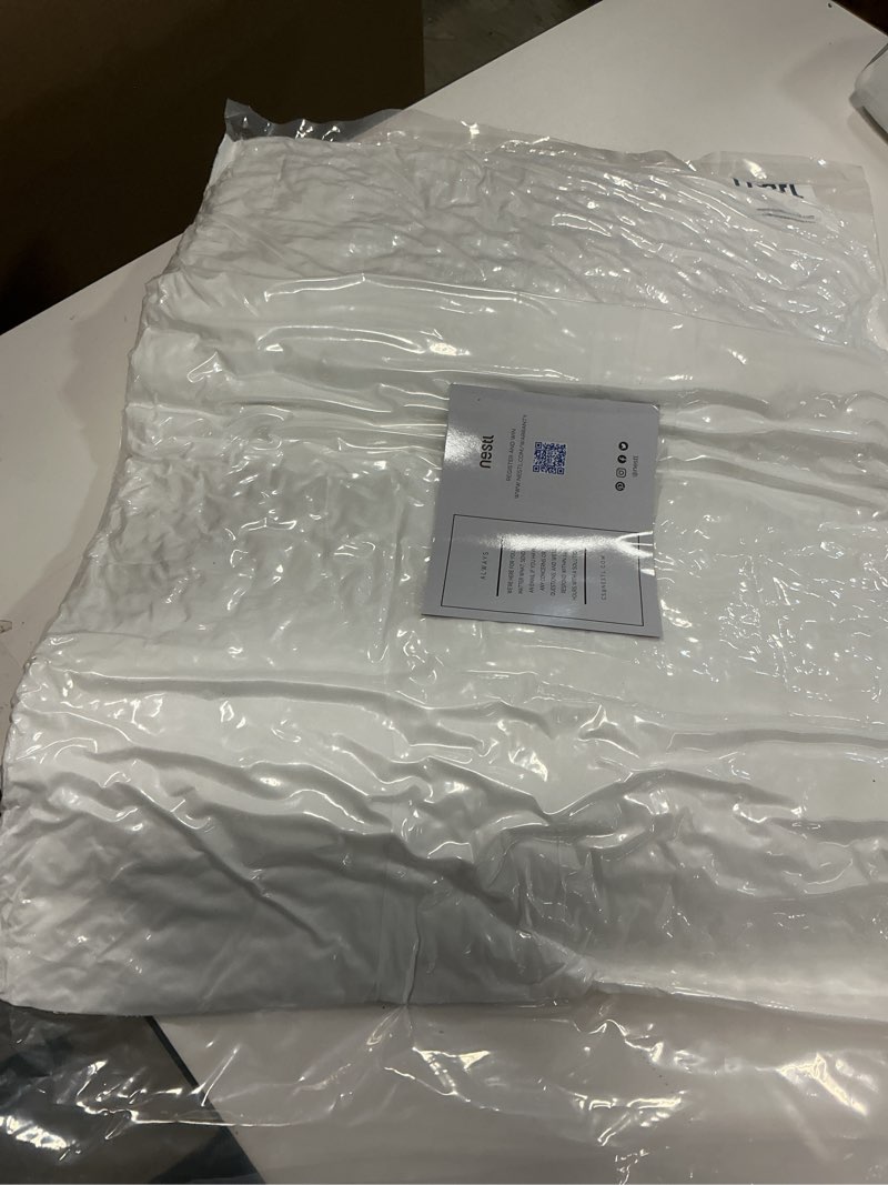 Condition photo showing Good Condition for Nestl Throw Pillow Inserts, 12"x18", White