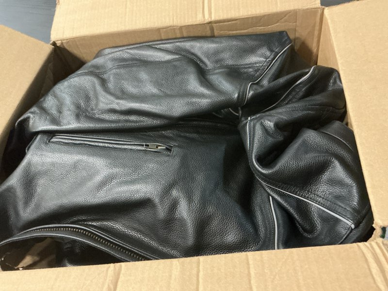 Condition photo showing Good Condition for Milwaukee Leather SH1785 Men's Black Leather Scooter Style Motorcycle Jacket w/Side Stretch and Reflective Piping Large