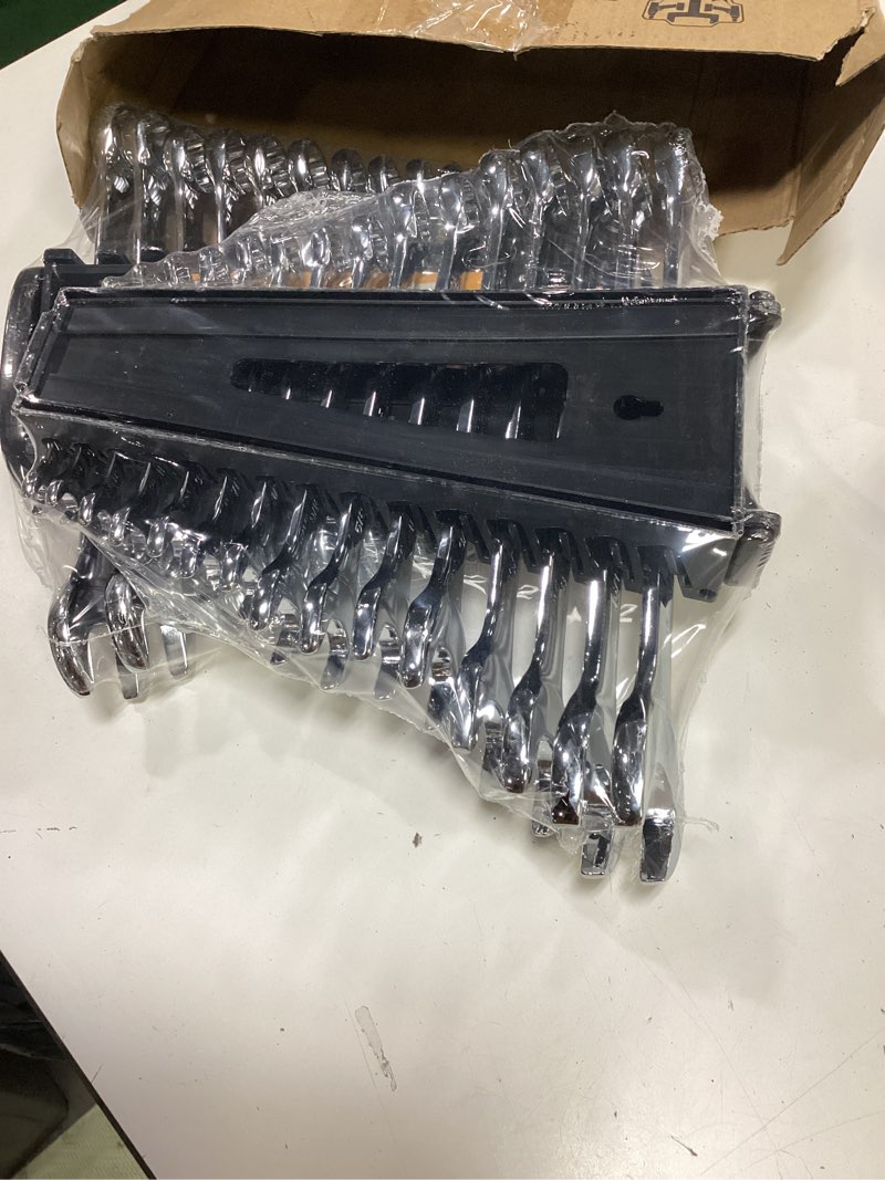 Condition photo showing New/Like New for dekopro combination wrench set, sae&metric, 30-piece, 1/4'' to 1'' & 8-22mm, 12-point, chrome vanadium steel, with plastic tray 30-piece (15 sae: 1/4-1 in, 15 metric: 8-22 mm)