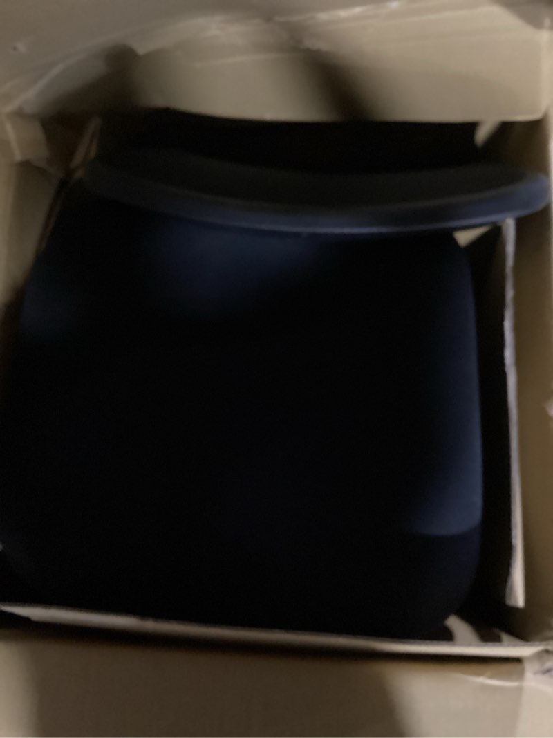 https://lotting-media.assets.bidfta.com/lotting_623ff06e-580f-47fd-870d-969f33112d6e