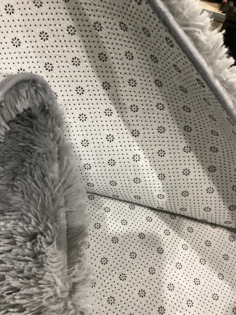 Condition photo showing Good Condition for plush soft carpet living room bedroom decoration fluffy area rug thick bedroom carpets anti-slip floor mat