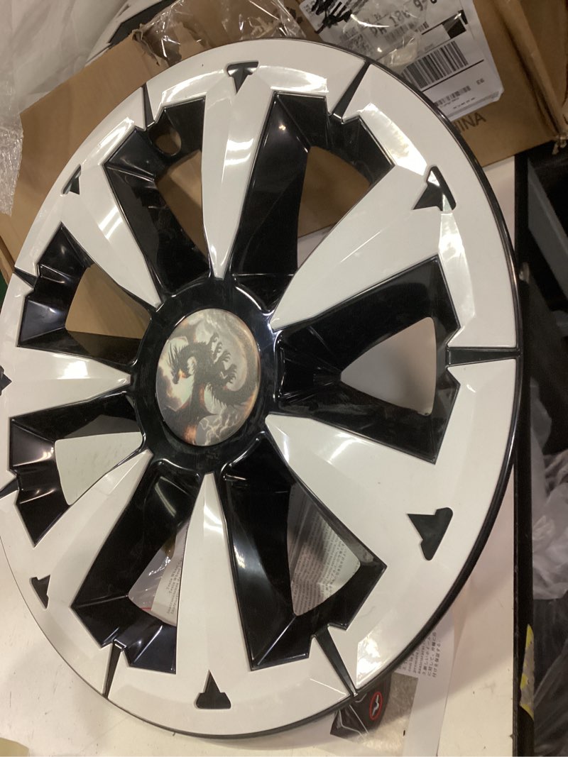 Condition photo showing Good Condition for White wall hubcaps dragon center, set of 4, for Tesla 