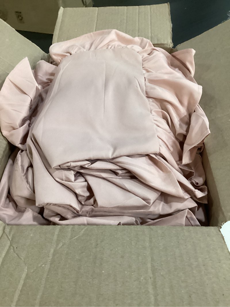 Condition photo showing Good Condition for andency blush pink ruffle comforter full, 3 pieces rustic farmhouse shabby chic comforter set, vintage lightweight soft polyester down alternative bedding comforter set blush full (79"x90")