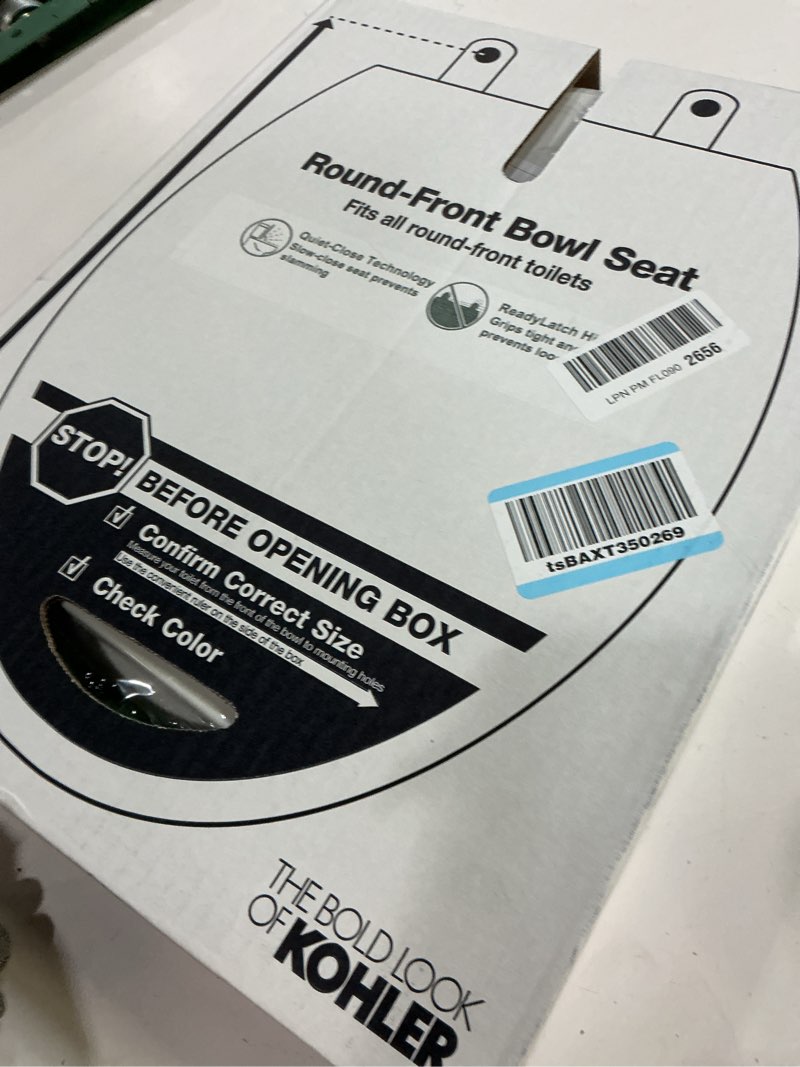 Condition photo showing New/Like New for kohler 4639-rl-0 cachet readylatch round toilet seat soft close, white white round ready latch