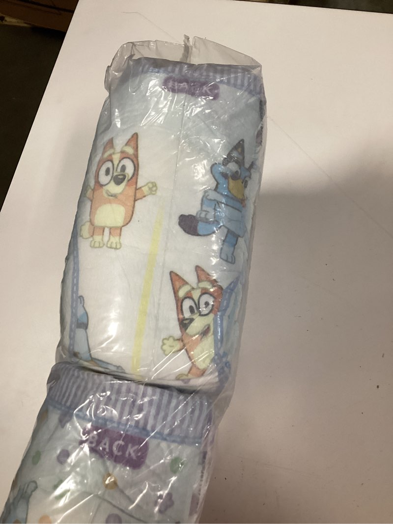 Condition photo showing Good Condition for luvs size 3bluey diapers 72 ct