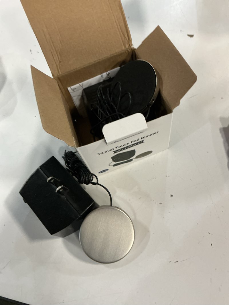 Condition photo showing Good Condition for DEWENWILS 2 Pack Touch Dimmer Switch, Touch Pad Control with 3 Levels of Dimming, Dimmable LED/CFL Lights, and Incandescent Bulbs, Extension Cord, ETL Listed, Black Black 2 Pack