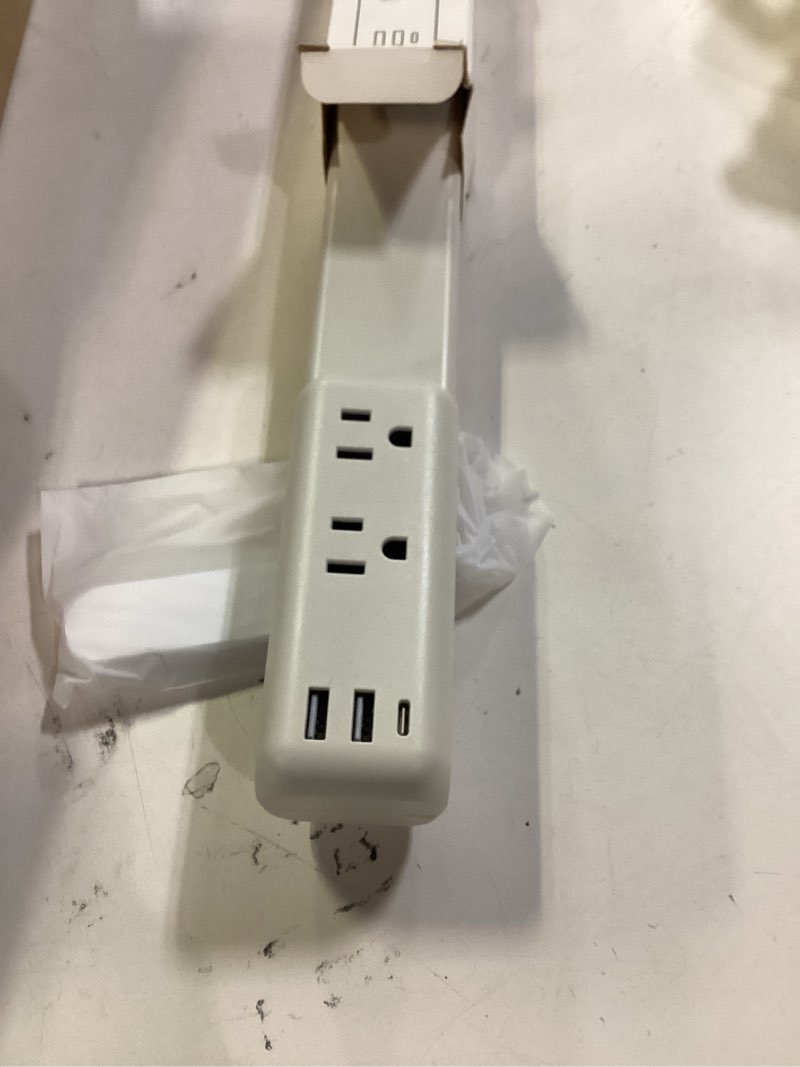 Condition photo showing Good Condition for Outlet Extender Stick 22"-34" with 2 AC Outlets & USB-A,USB-C Ports,180°Rotating Wall Plug Socket Access Hard-to-Reach Extension Cord Extender Behind Nightstand,Sofa (1 Pack)