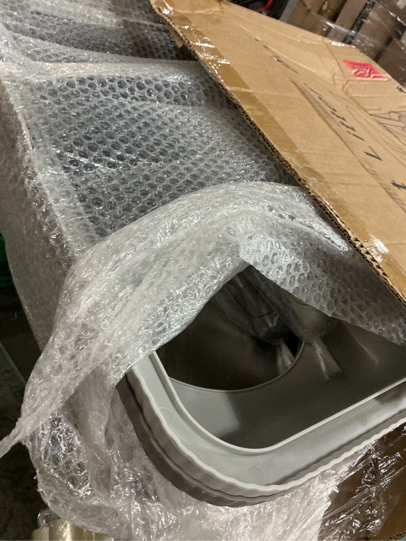 Condition photo showing New/Like New for 2 pack stainless steel cat litter box with lid, xl extra large metal box for big cats, 24" l x 16" w x 12" h, enclosed litter box high sided, non-sticky, include litter scoop dark gray & light gray